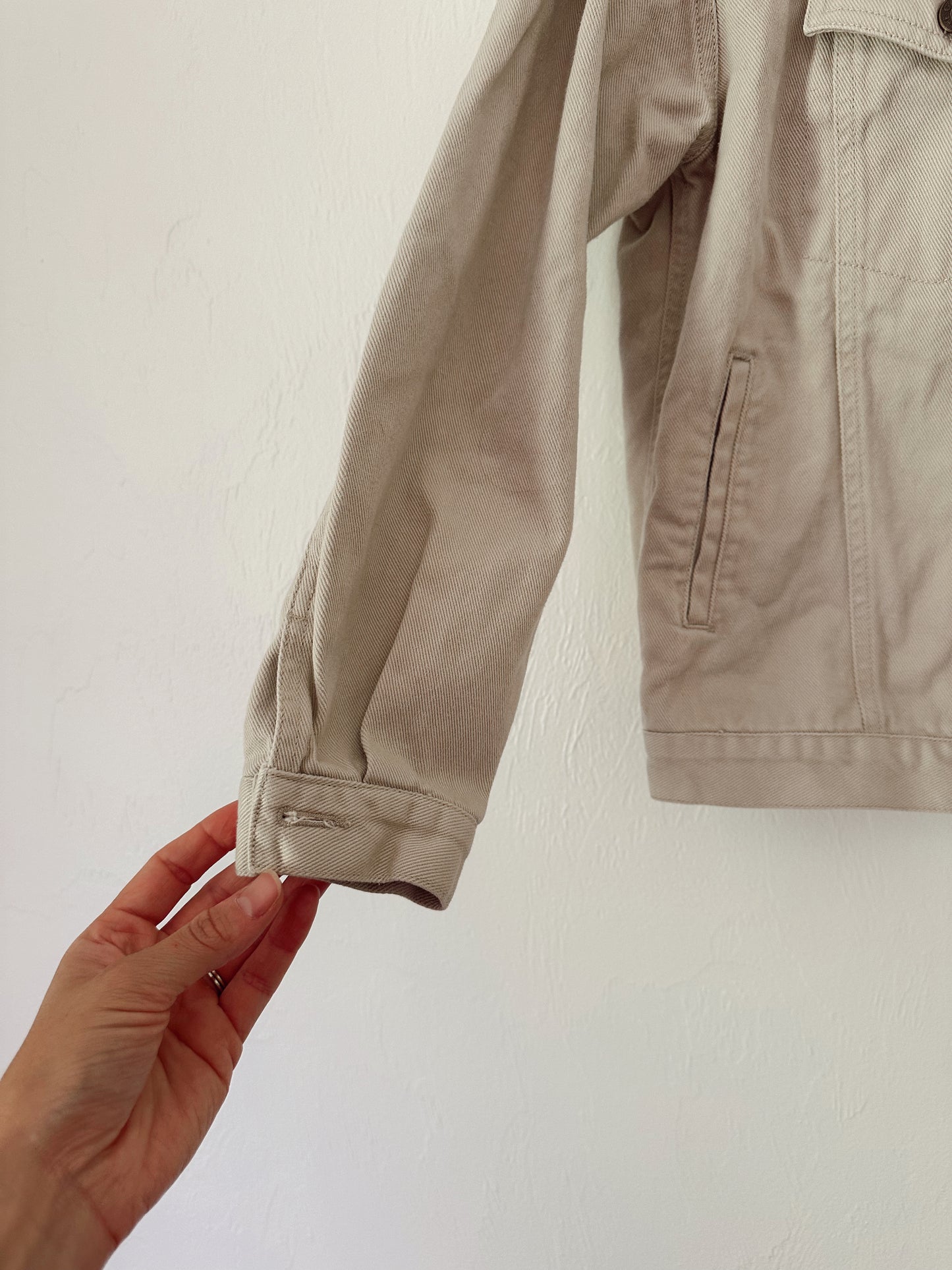 GAP bone denim jacket
