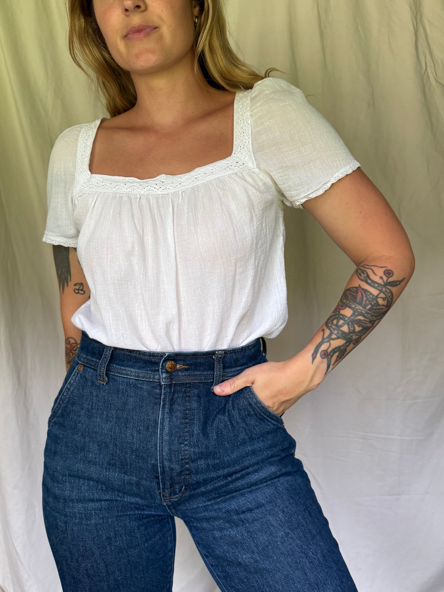 dainty peasant blouse