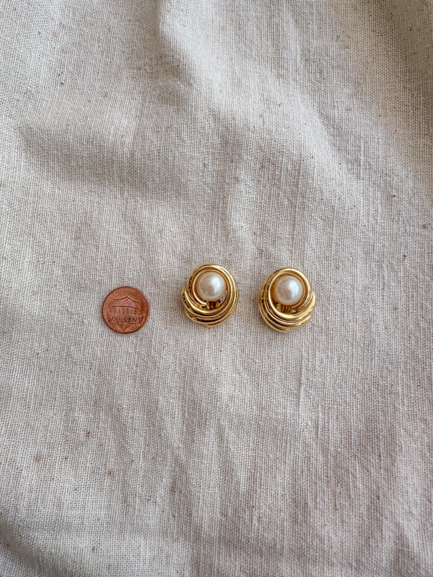 vintage Richelieu earrings