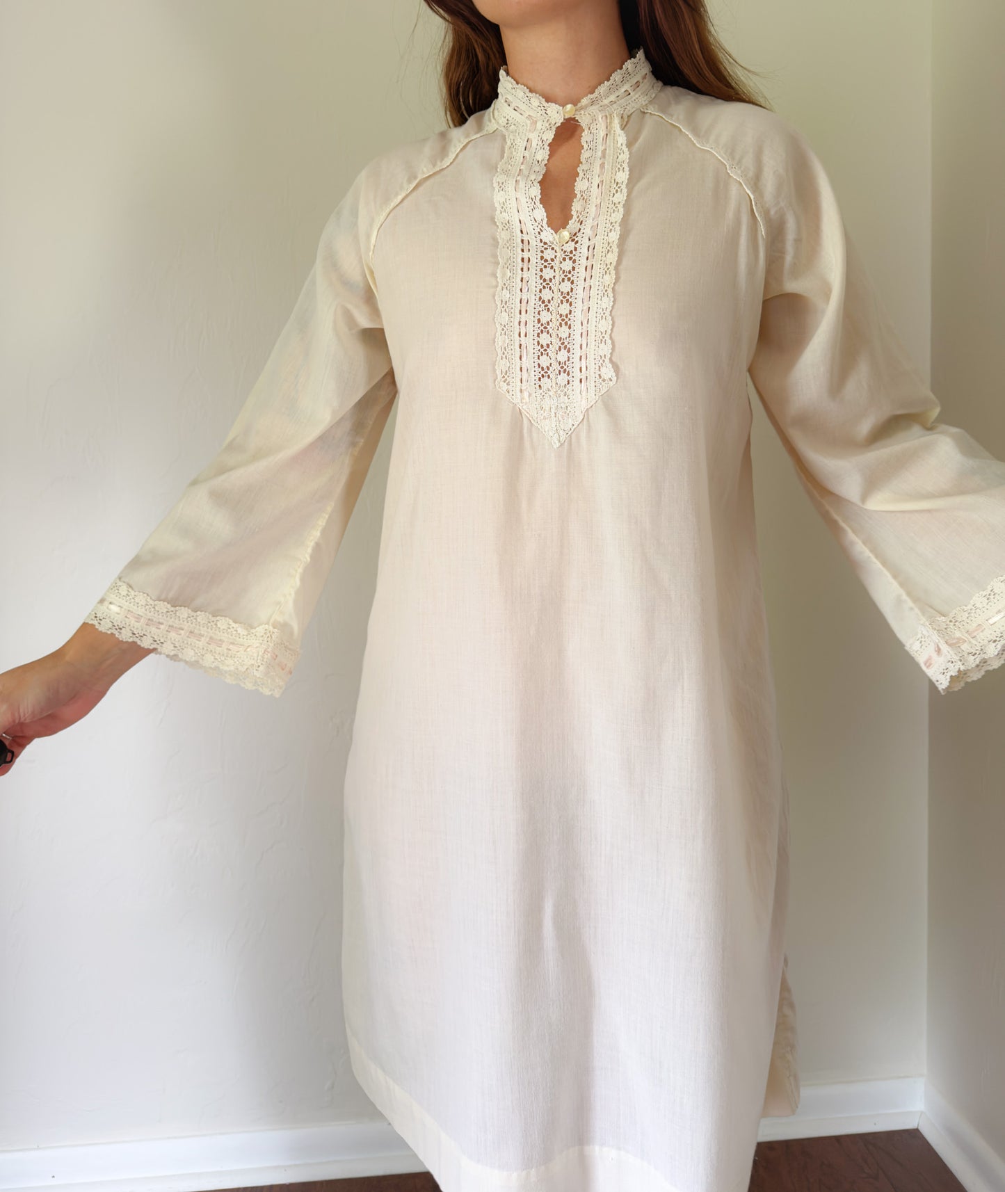 60s Saramal Nightgown