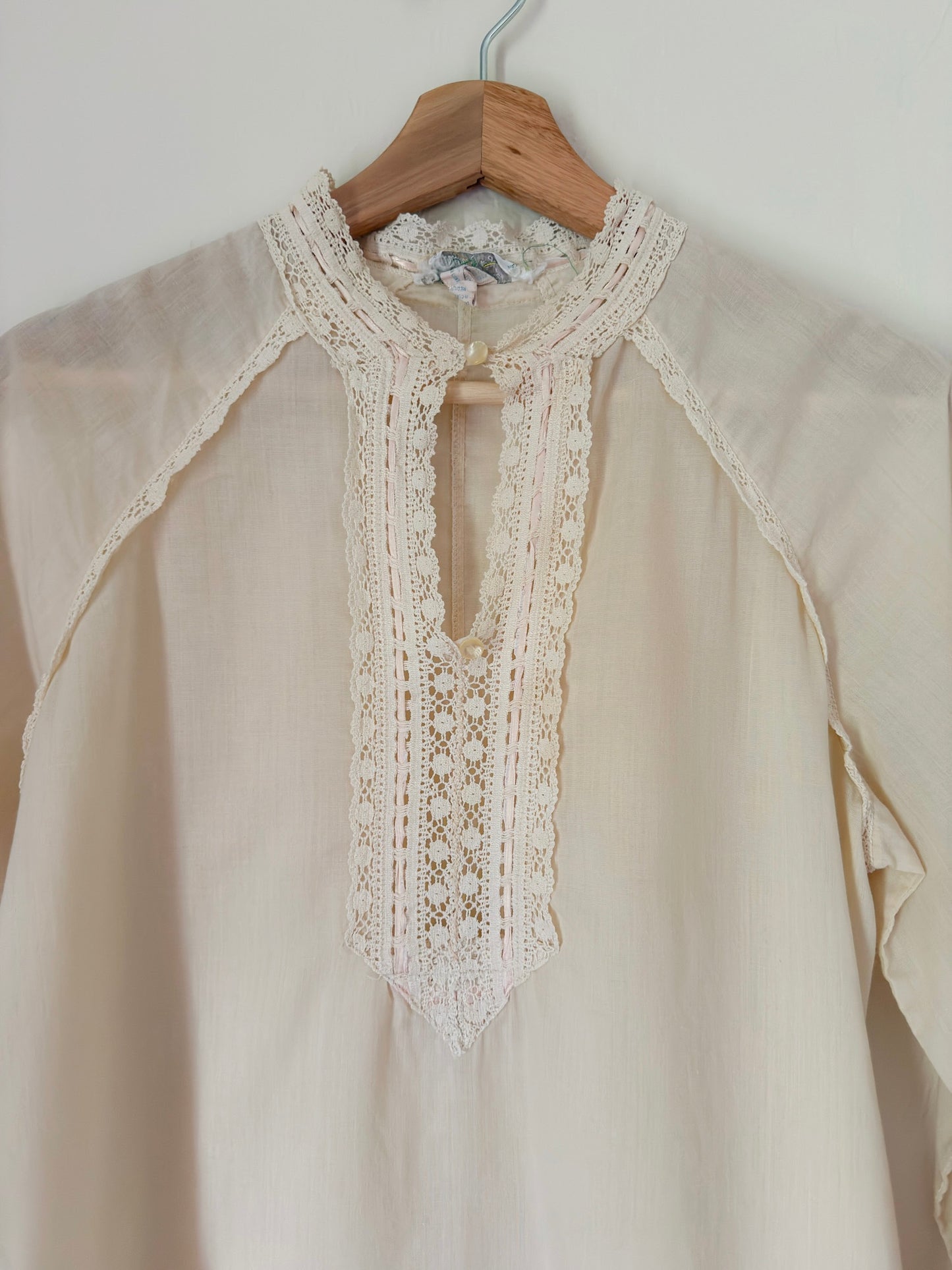 60s Saramal Nightgown