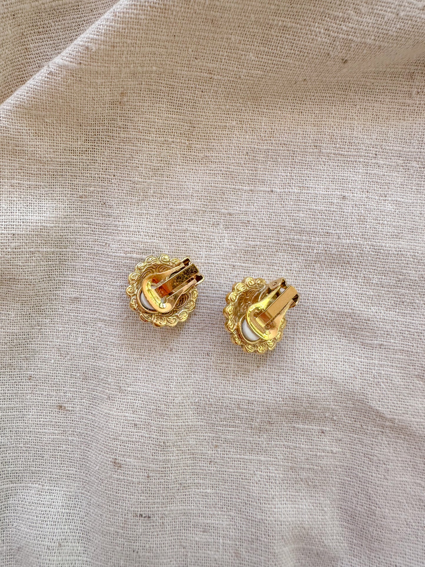 faux pearl clip on earrings