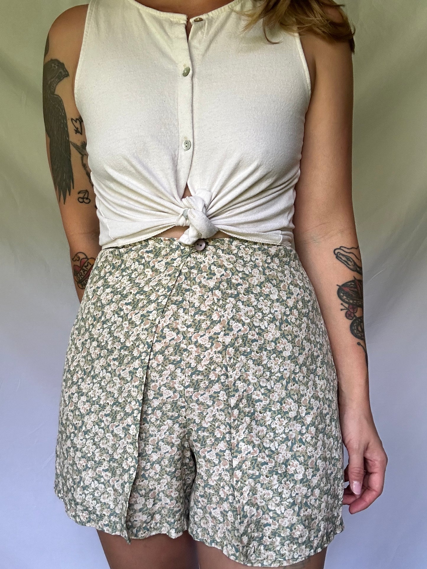 90s floral shorts