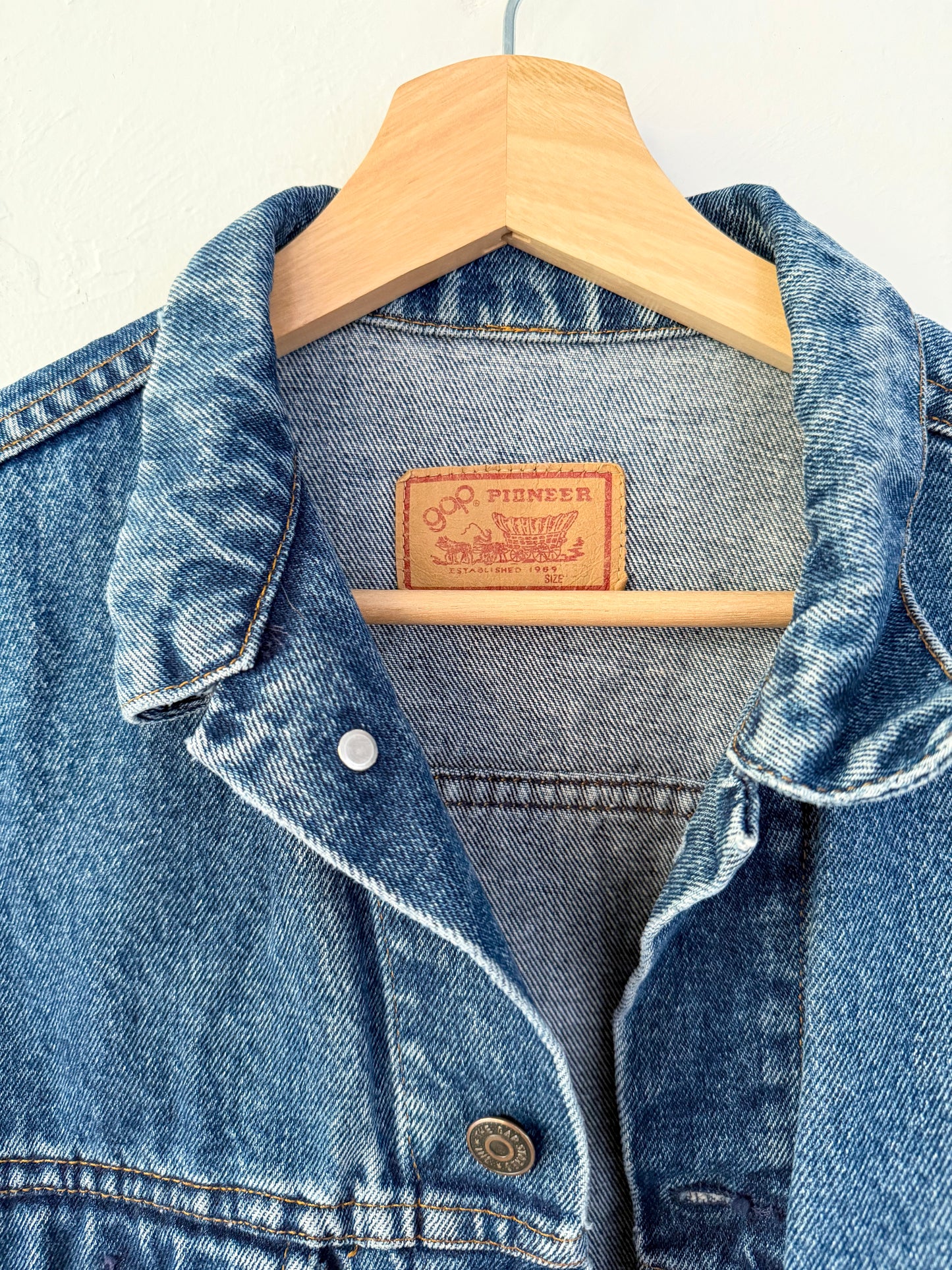 Vintage GAP Pioneer Denim Jacket